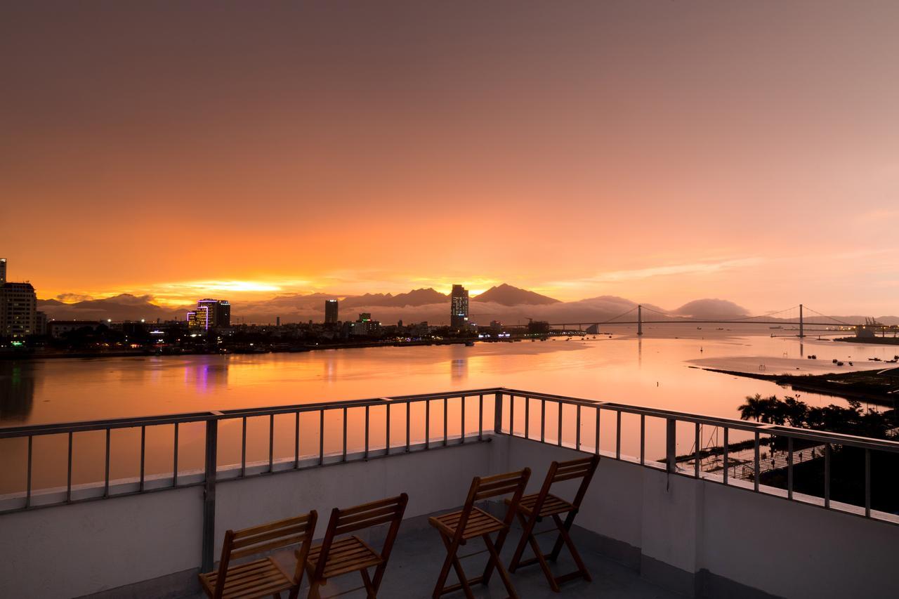 Khách sạn Vitalis Riverside 2*