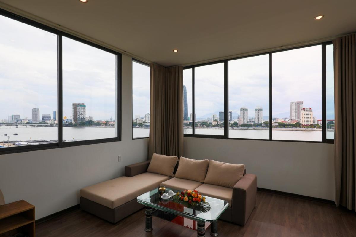 Khách sạn Vitalis Riverside 2*