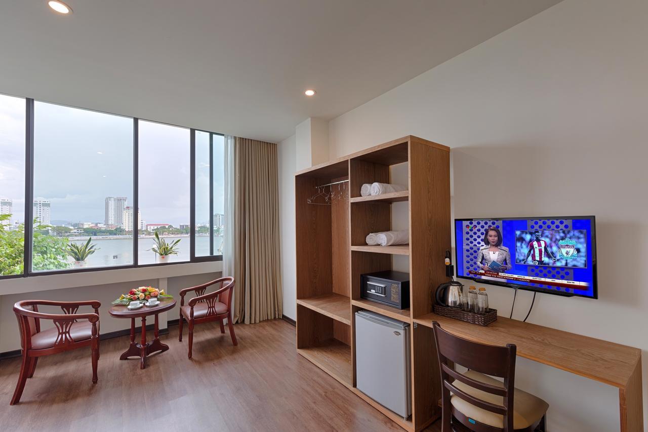 Khách sạn Vitalis Riverside 2*
